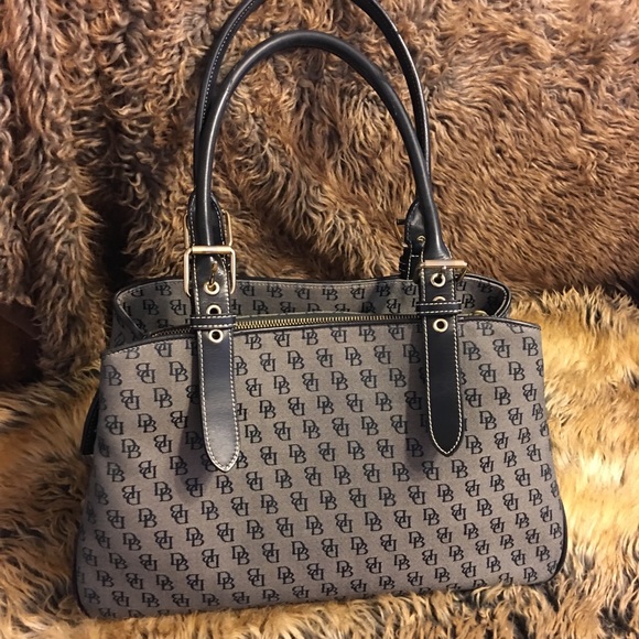 Dooney & Bourke Handbags - Dooney & Bourke Signature Satchel Handbag
